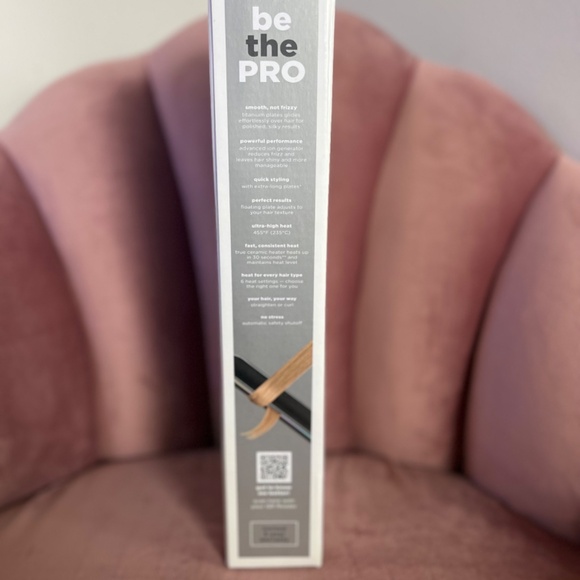 BNIB Infiniti Pro Flat Iron - Picture 2 of 2